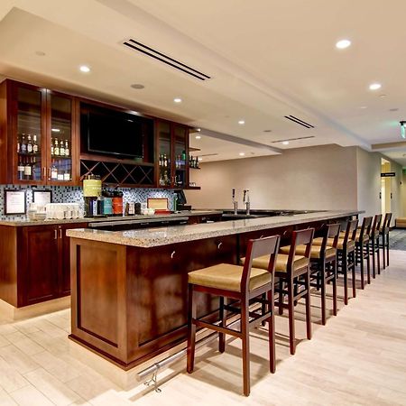 Hilton Garden Inn Вудбридж Екстер'єр фото