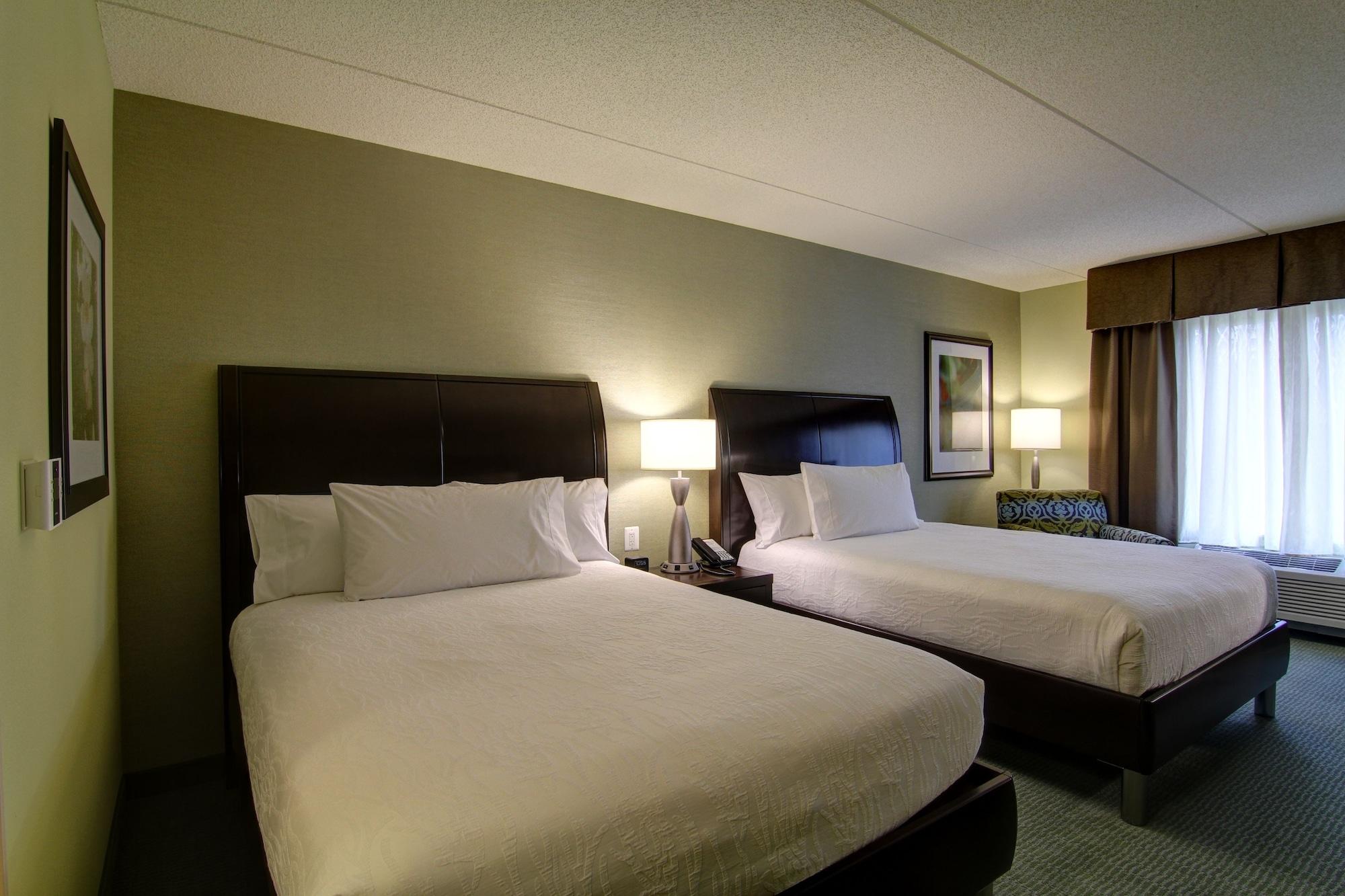 Hilton Garden Inn Вудбридж Екстер'єр фото